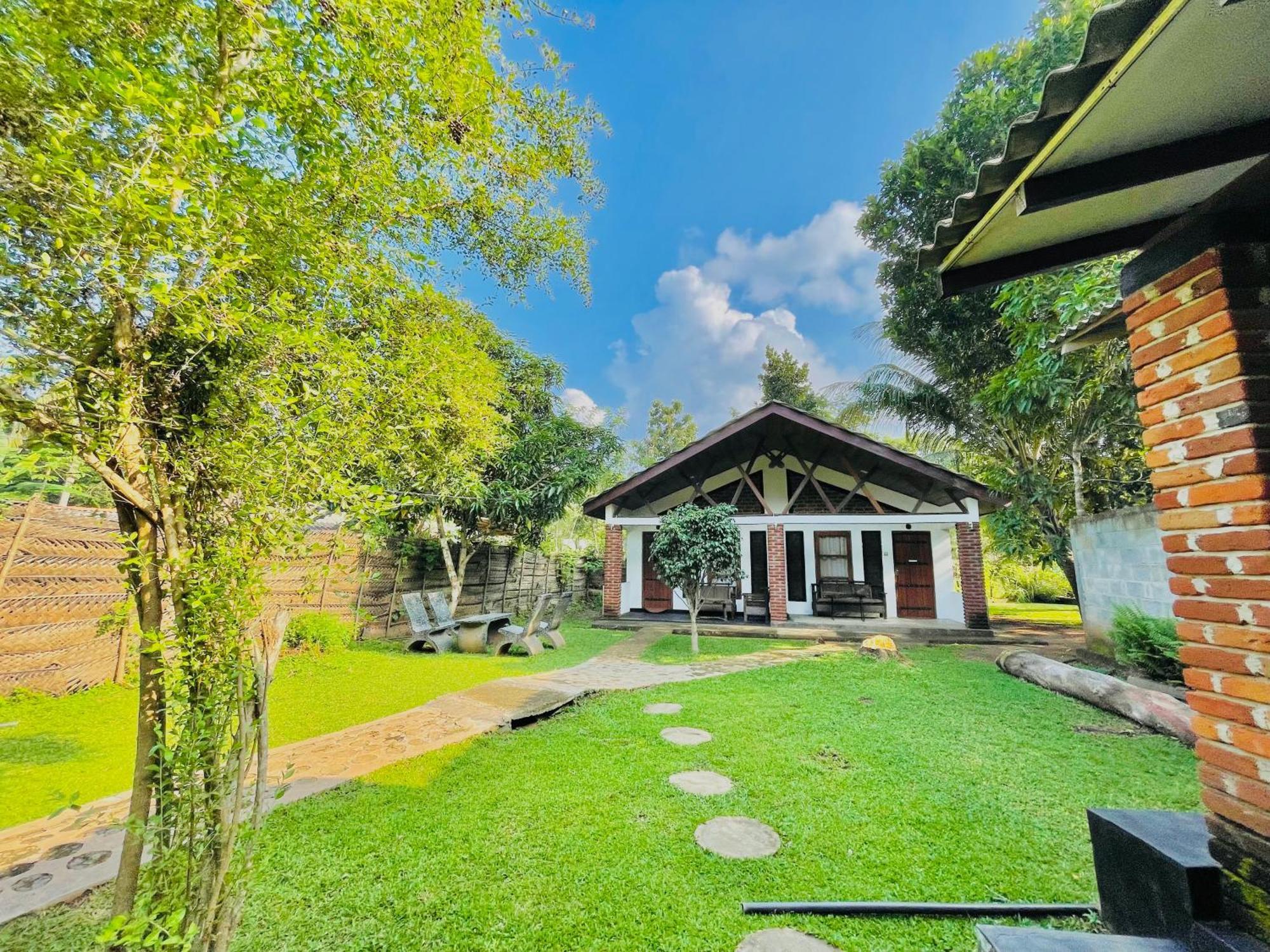 Green Cottage Анурадхапура Екстер'єр фото